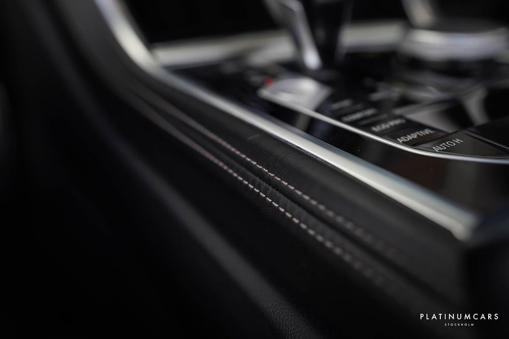 BMW M850i xDrive Cab 530hk / Carbon Core / H&K / Soft Close /