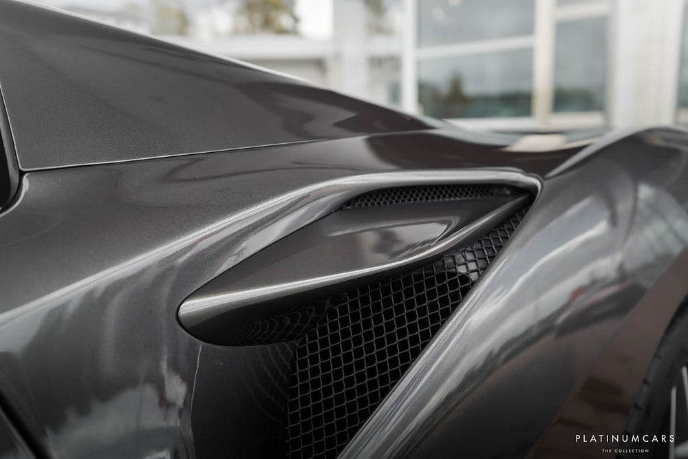 Ferrari F8 Spider 720hk / Kolfiber / Edizione Finale / Historical