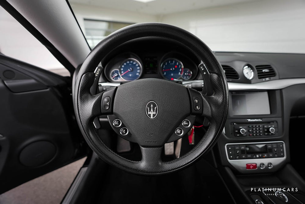 Maserati GranTurismo S MC-Shift 4.7 V8 439hk Coupé / Låga mil