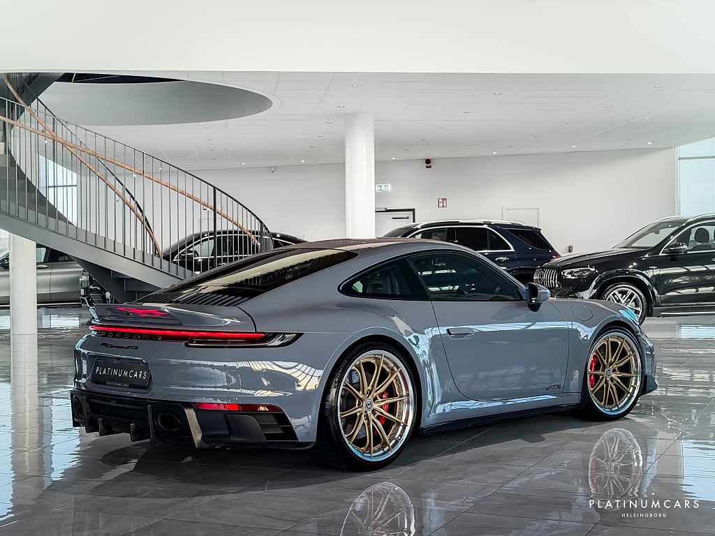 Porsche 992 992 GTS / Lyft / HRE / 18-vägs / BOSE / Sv.såld