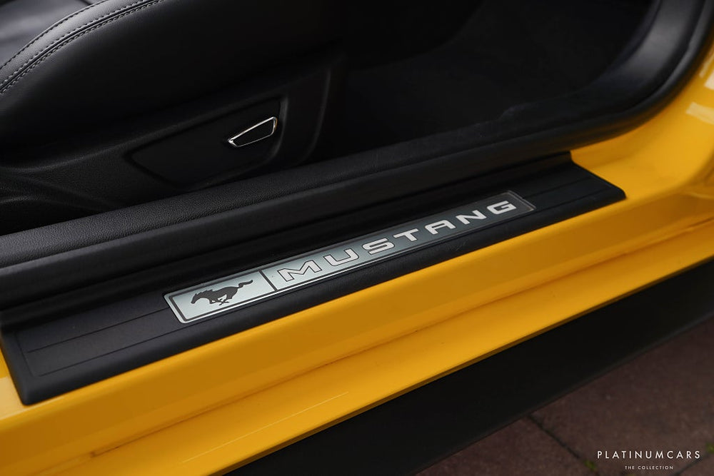 Ford Mustang GT Convertible 421hk / Sv.Såld / Låga mil  / Shaker