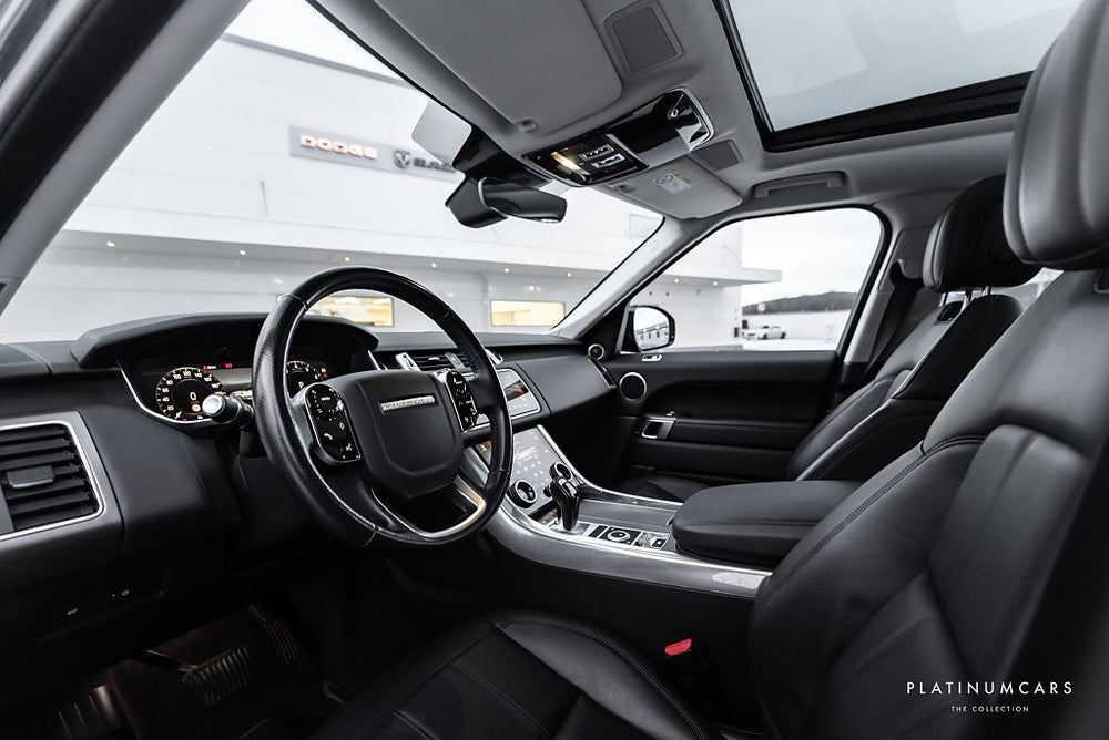 Land Rover Range Rover Sport P300 SE AWD / Pano / Drag / Värmare