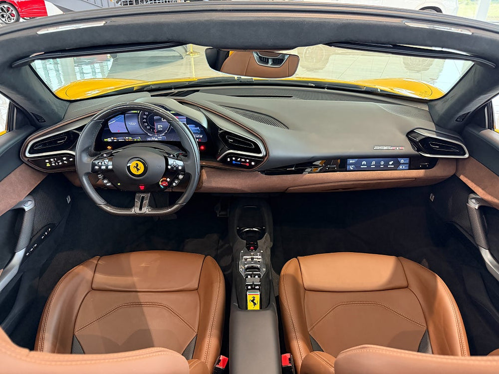 Ferrari 296 GTS 830hk / FULL CARBON / LIFT / SPECIALFÄRG