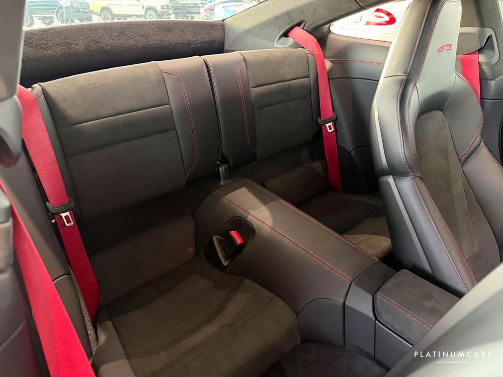 Porsche 992 992 GTS / Lyft / HRE / 18-vägs / BOSE / Sv.såld