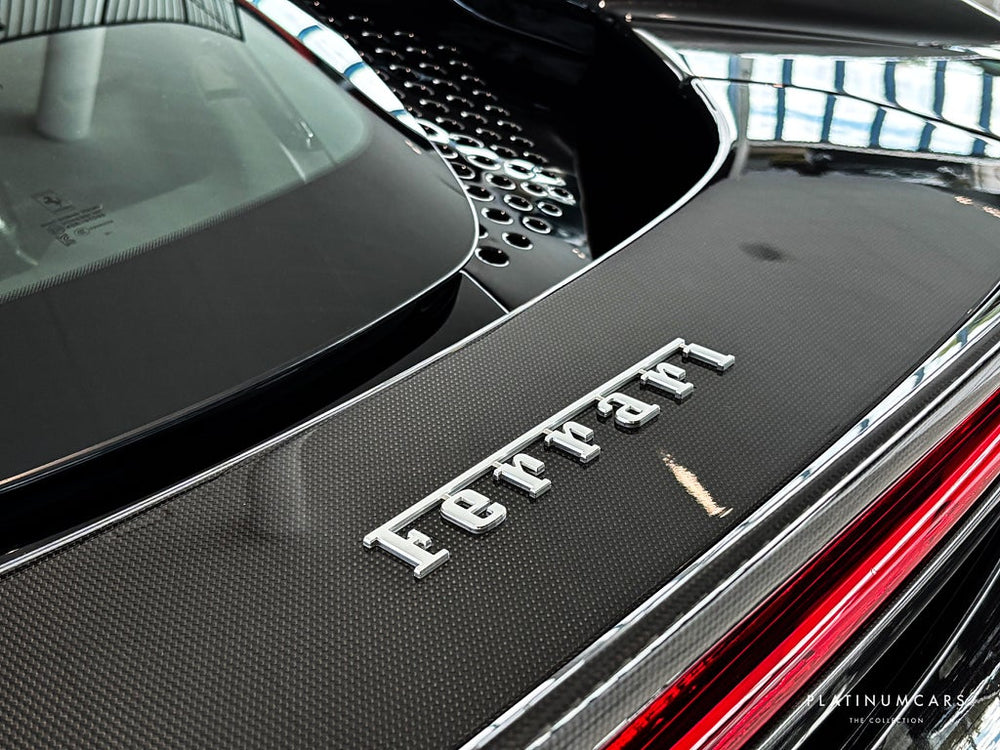 Ferrari SF90 Spider 1000hk / FIORANO / Sv.såld / LÅGA MIL