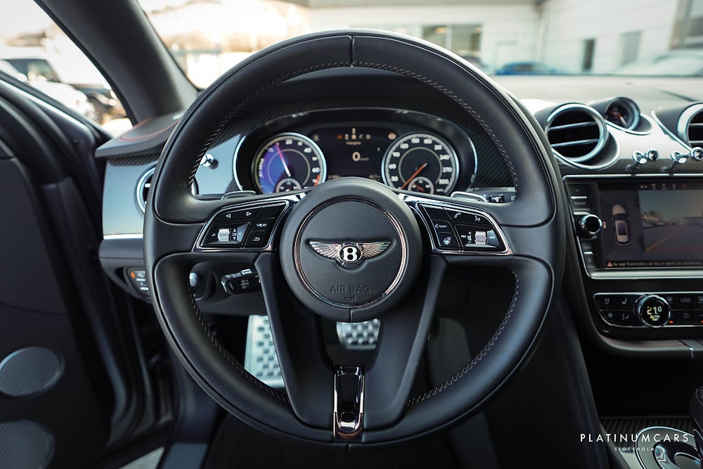Bentley Bentayga Hybrid Blackline / Mulliner / Naim / Kolfiber