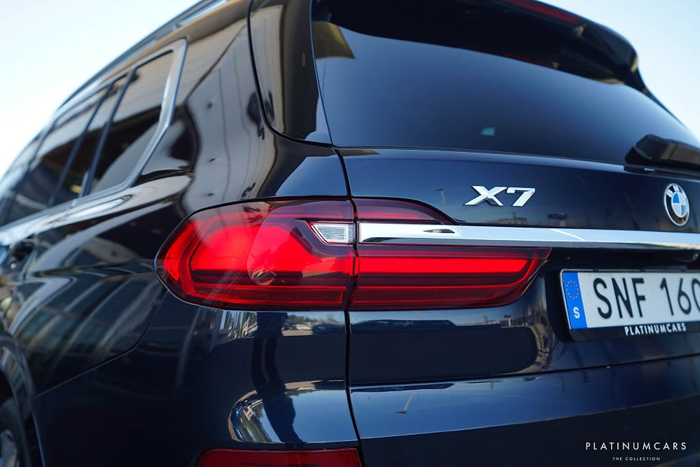 BMW X7 xDrive30d M Sport / Individual / B&W / Sky Lounge