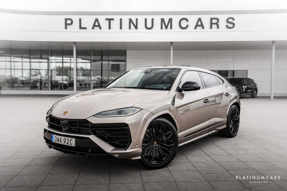 Lamborghini Urus SE 800hk / Ad Personam / LEASEBAR / Akrapovic