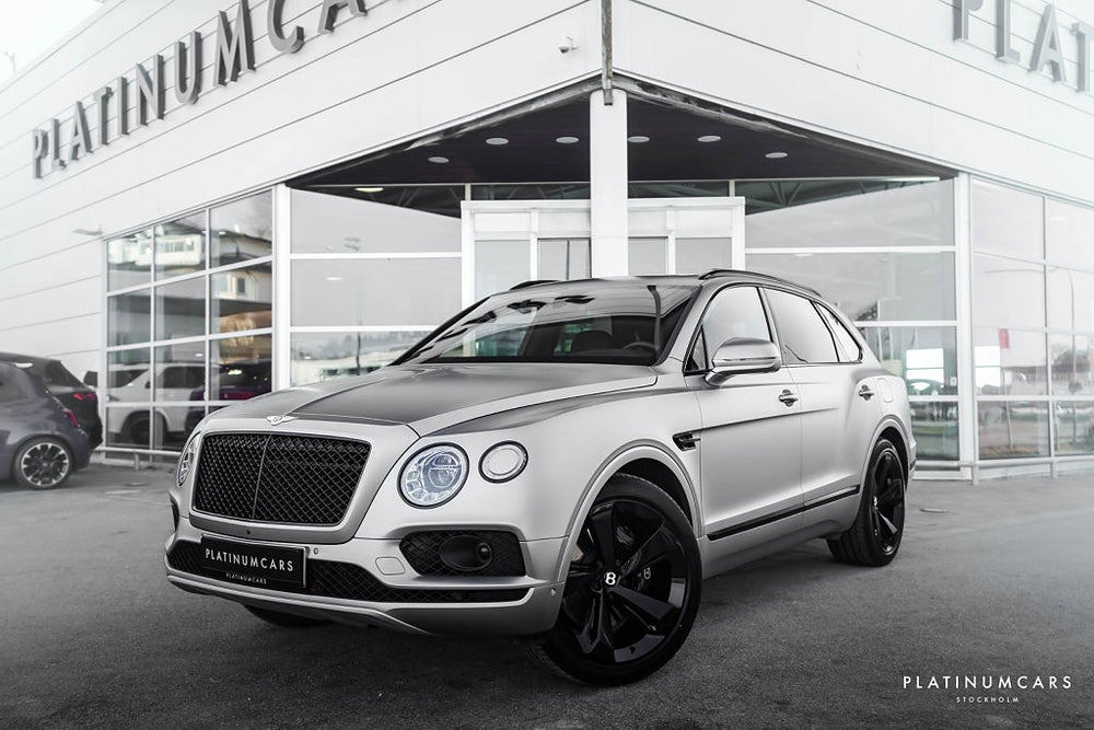 Bentley Bentayga Hybrid Blackline / Mulliner / Naim / Kolfiber