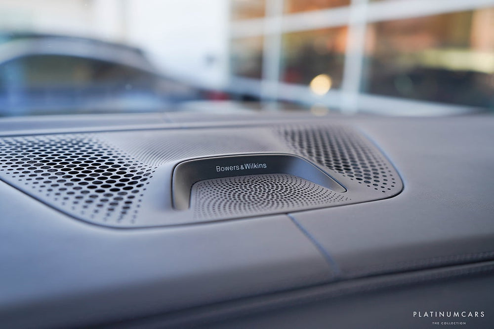 BMW X7 xDrive30d M Sport / Individual / B&W / Sky Lounge