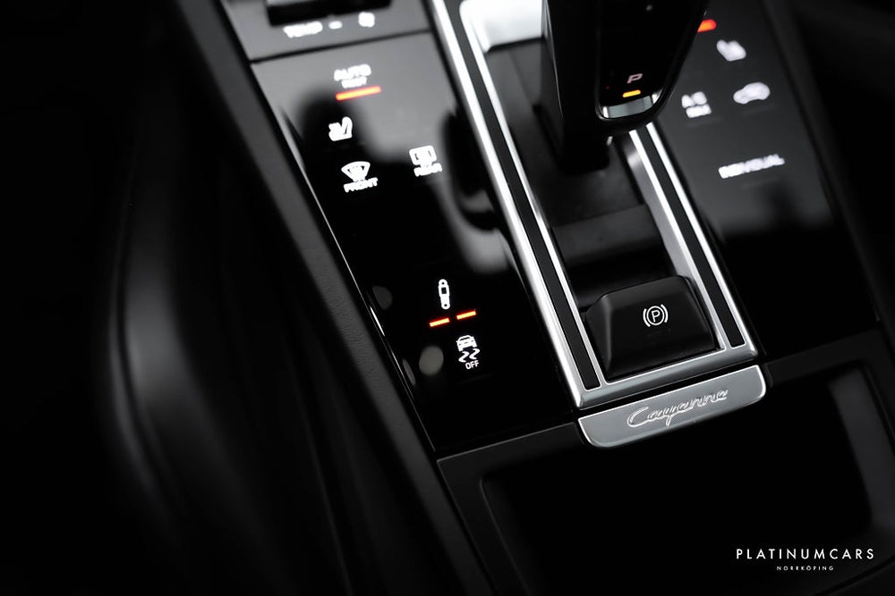 Porsche Cayenne E-Hybrid Coupé Platinum Edition 462hk / Sv.såld