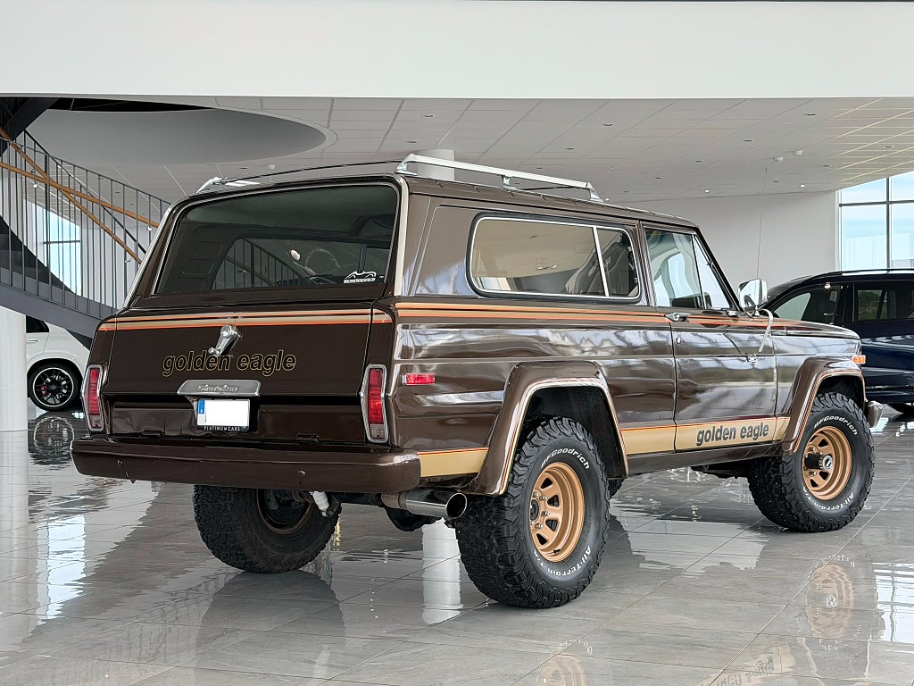 Jeep Cherokee Golden Eagle / 5,3-liters Vortec LS V8 / UNIK