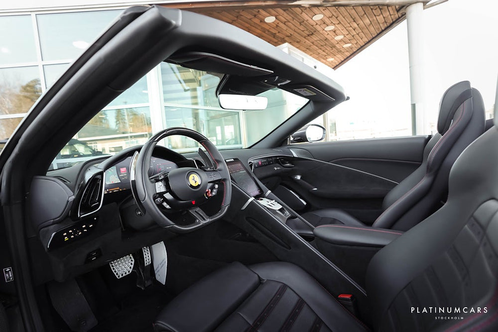 Ferrari Roma Spider 620hk / Carbon / LEASEBAR