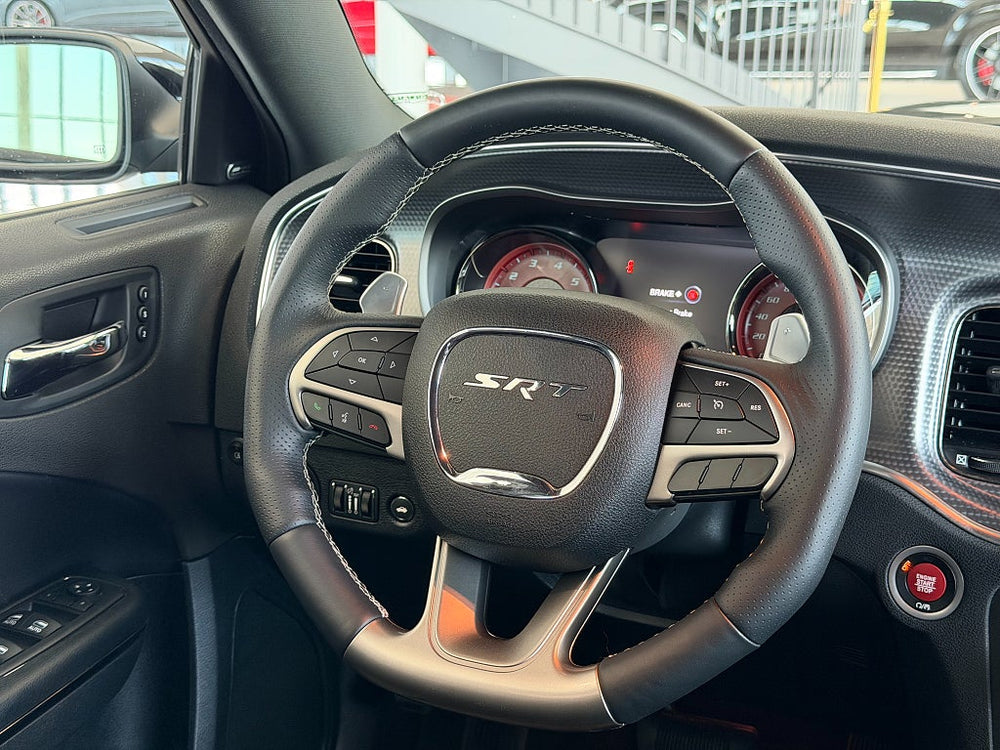 Dodge Charger SRT HELLCAT 6,2L HEMI 717hk / HiFi / Backkamera / Navi