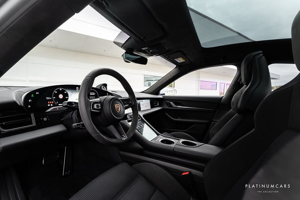 Porsche Taycan Turbo S Performance 761hk / Sv.såld / Carbon