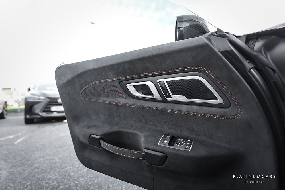 Mercedes-Benz AMG GT BLACK SERIES 730HK / Carbon / Sv.såld