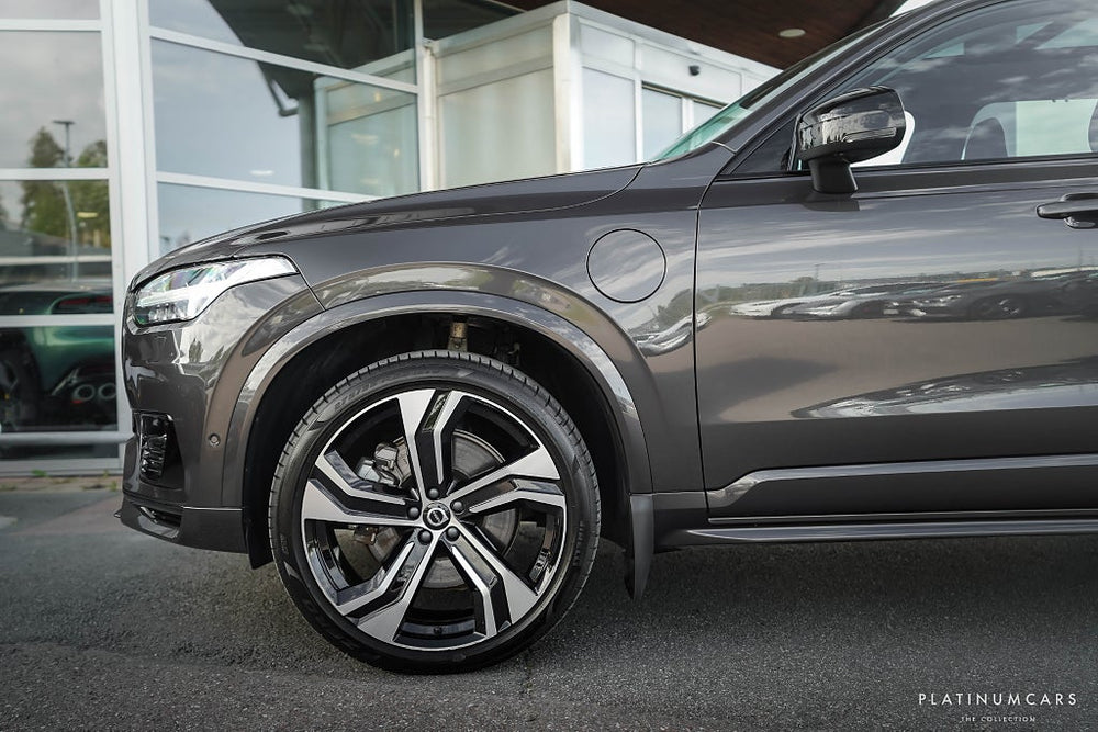 Volvo XC90 T8 AWD Ultra Dark 456hk / B&W / 22" / 7-sits / SE SPEC!