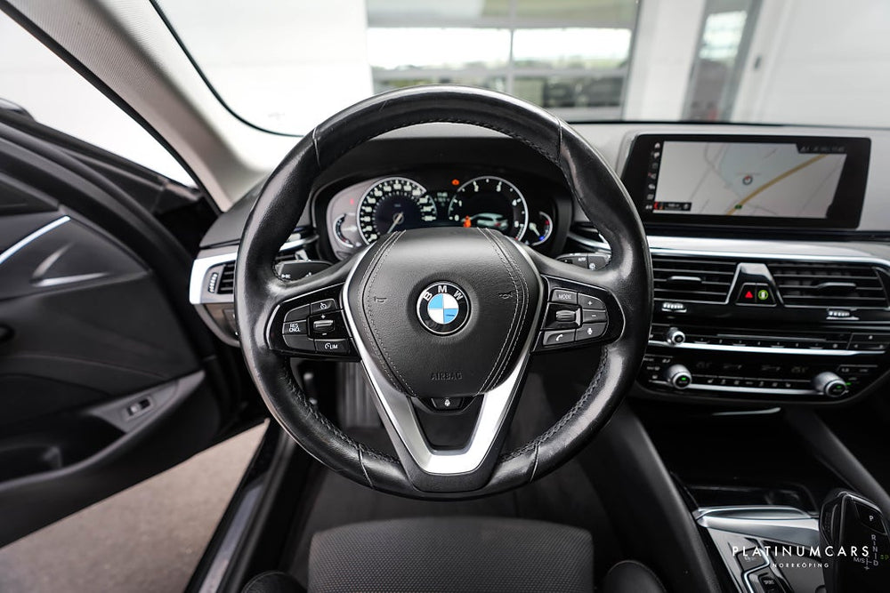 BMW 520d Touring Steptronic Sport line 190hk / Värmare