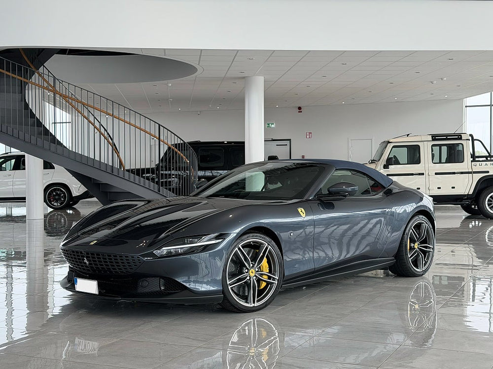 Ferrari Roma Spider V8 620hk / BluRoma