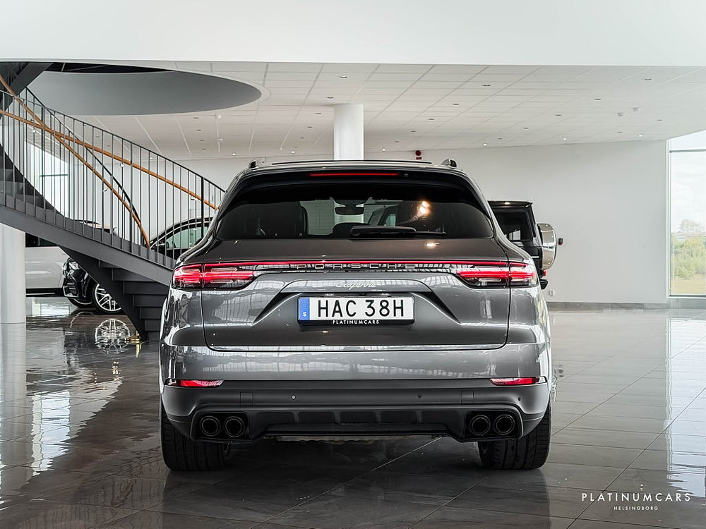 Porsche Cayenne E-Hybrid TipTronic S 462hk / Sv.såld / HUD / BOSE