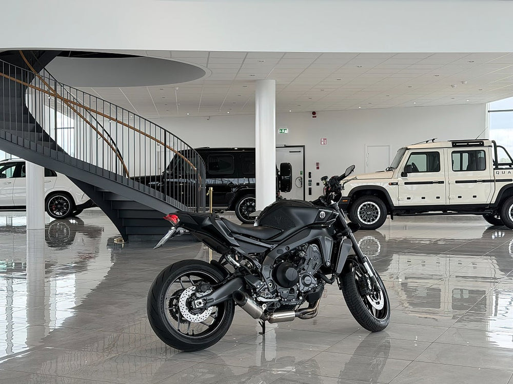 Yamaha MT-09 Dominator Avgassystem / Ny Servad