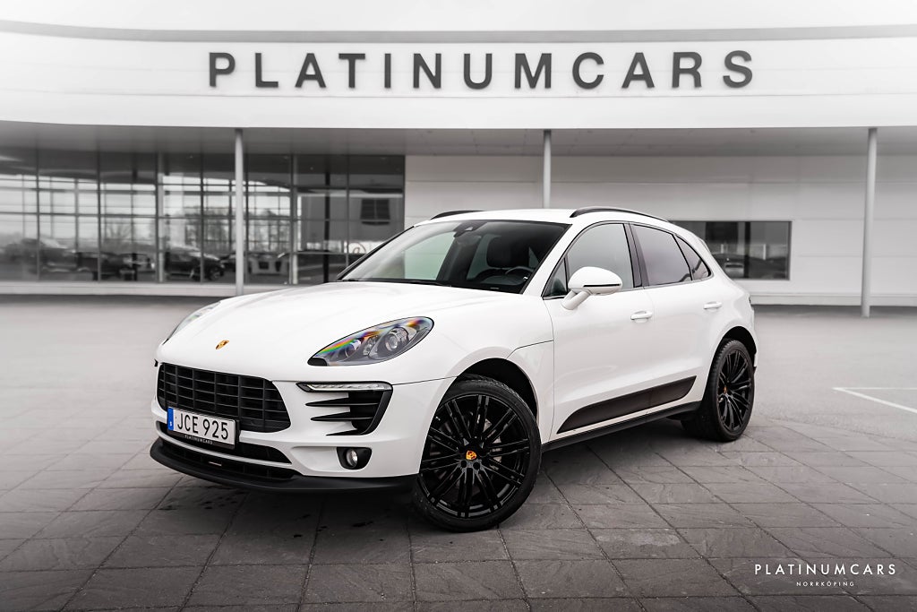 2016 Porsche Macan