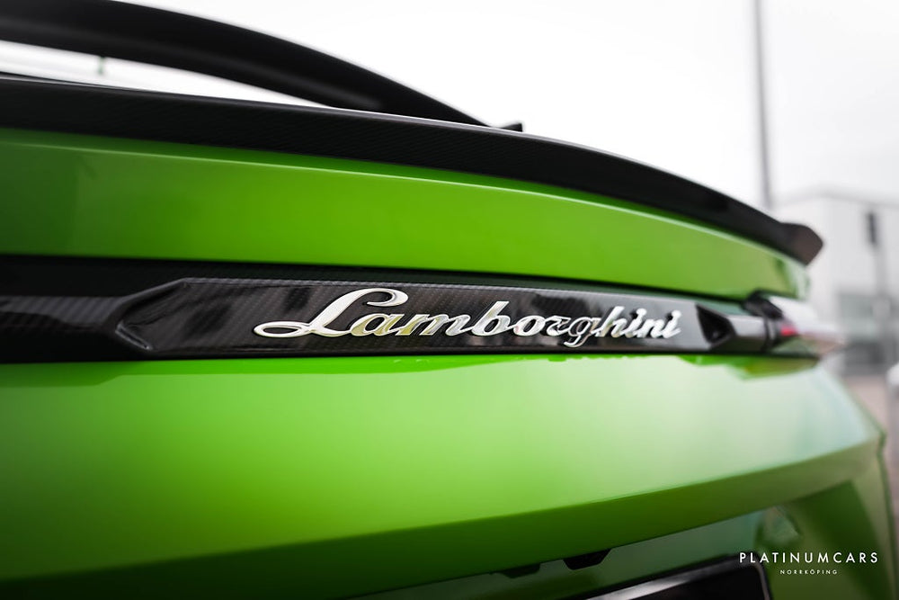 Lamborghini Urus Performante 666hk / AKRA / Full kolfiber