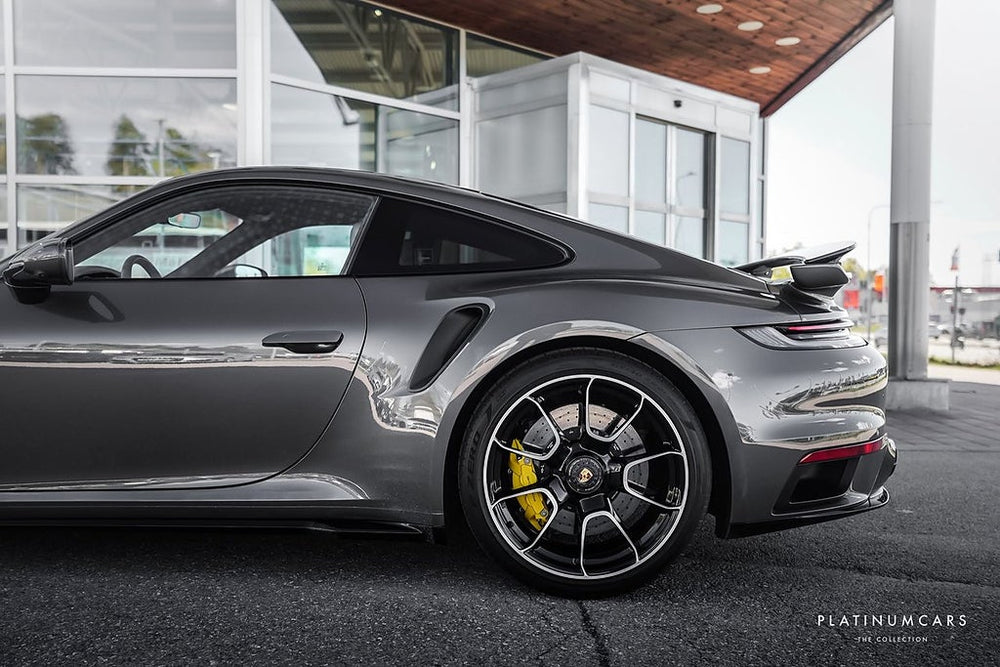 Porsche 911 Turbo S 650hk / SportDesign / Carbon / SE SPEC!