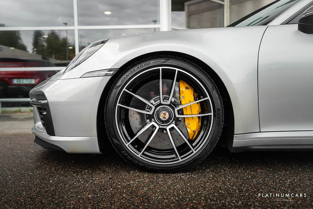 Porsche 911 992 Turbo S PDK / Sv.såld / Kolfiber / Lyft / Kolfiber