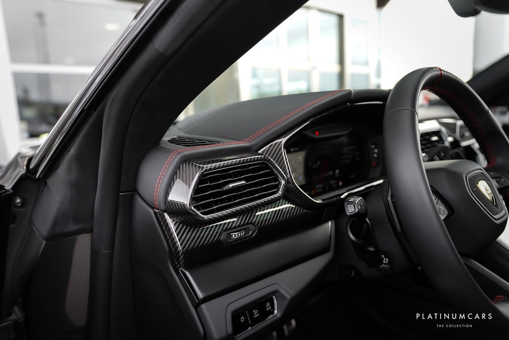 Lamborghini Urus S 666hk 2024 / Sv.såld / Style / Dark / B&O