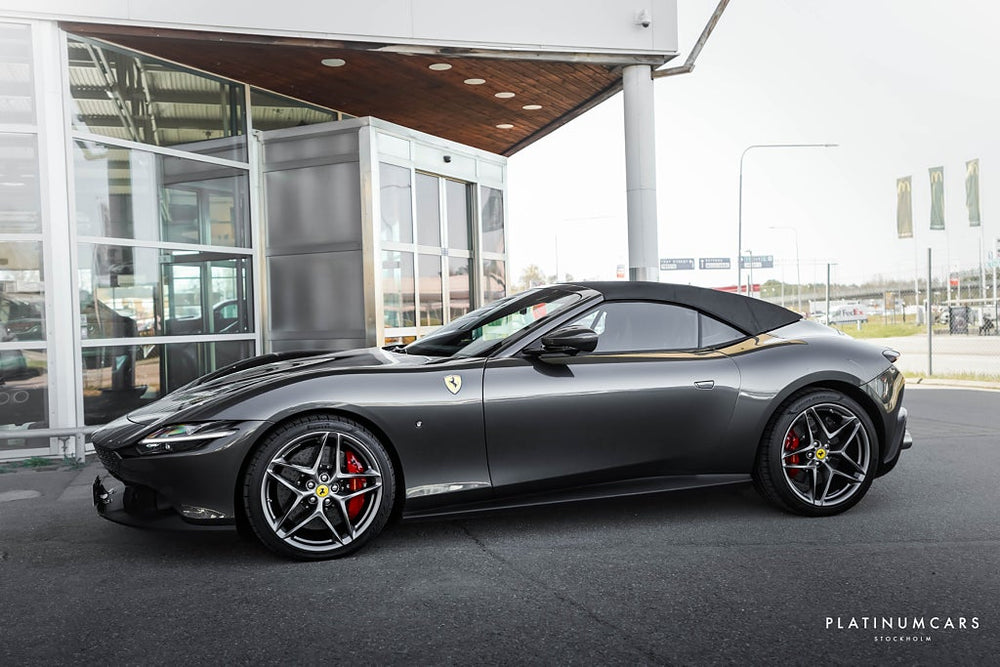 Ferrari Roma Spider 620hk / Carbon / LEASEBAR