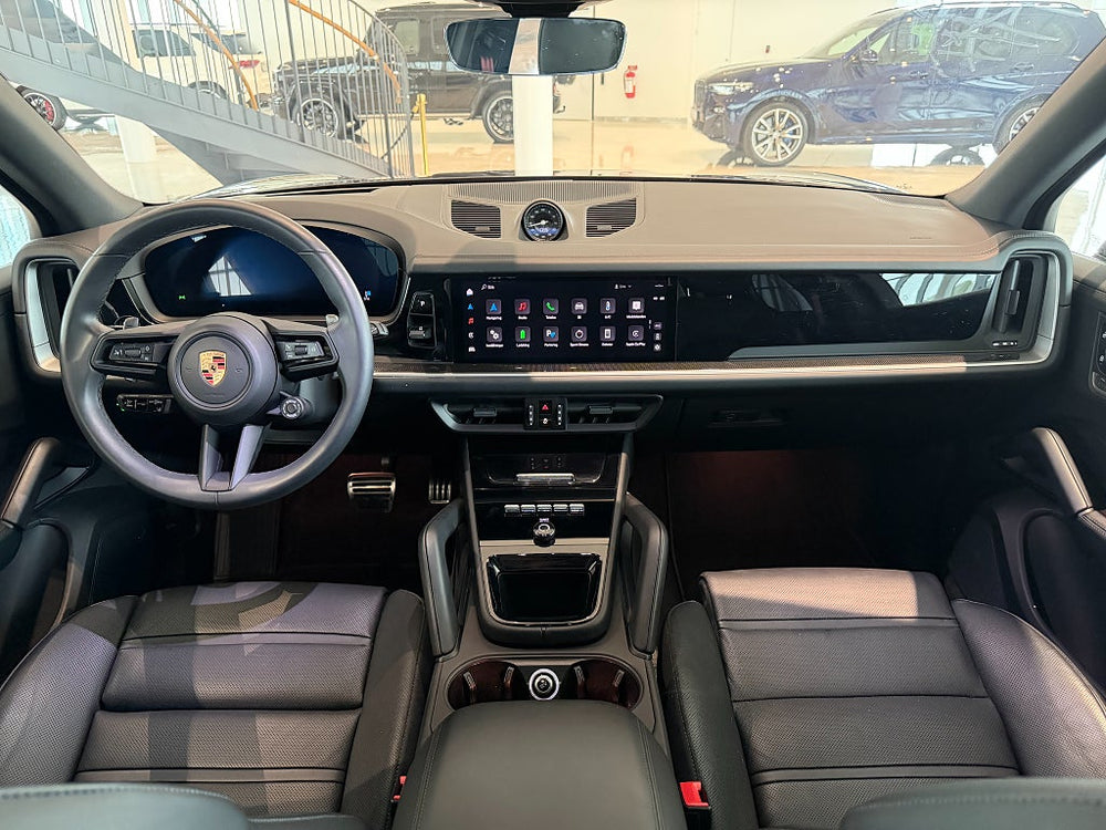 Porsche Cayenne S E-Hybrid 520hk / SportDesign / BOSE / Pano / Drag / HUD