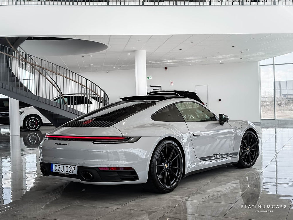 Porsche 911 992 Carrera T PDK 385hk / Sv.såld / Chrono / BOSE