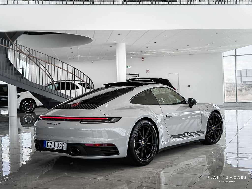 Porsche 911 992 Carrera T PDK 385hk / Sv.såld / Chrono / BOSE