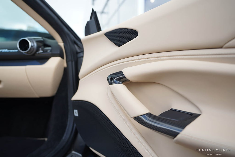 Ferrari F8 Spider 720hk / Kolfiber / Edizione Finale / Historical