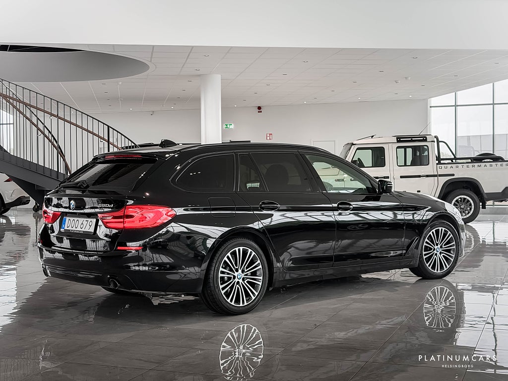 BMW 520d Touring Steptronic Sport line 190hk / Värmare