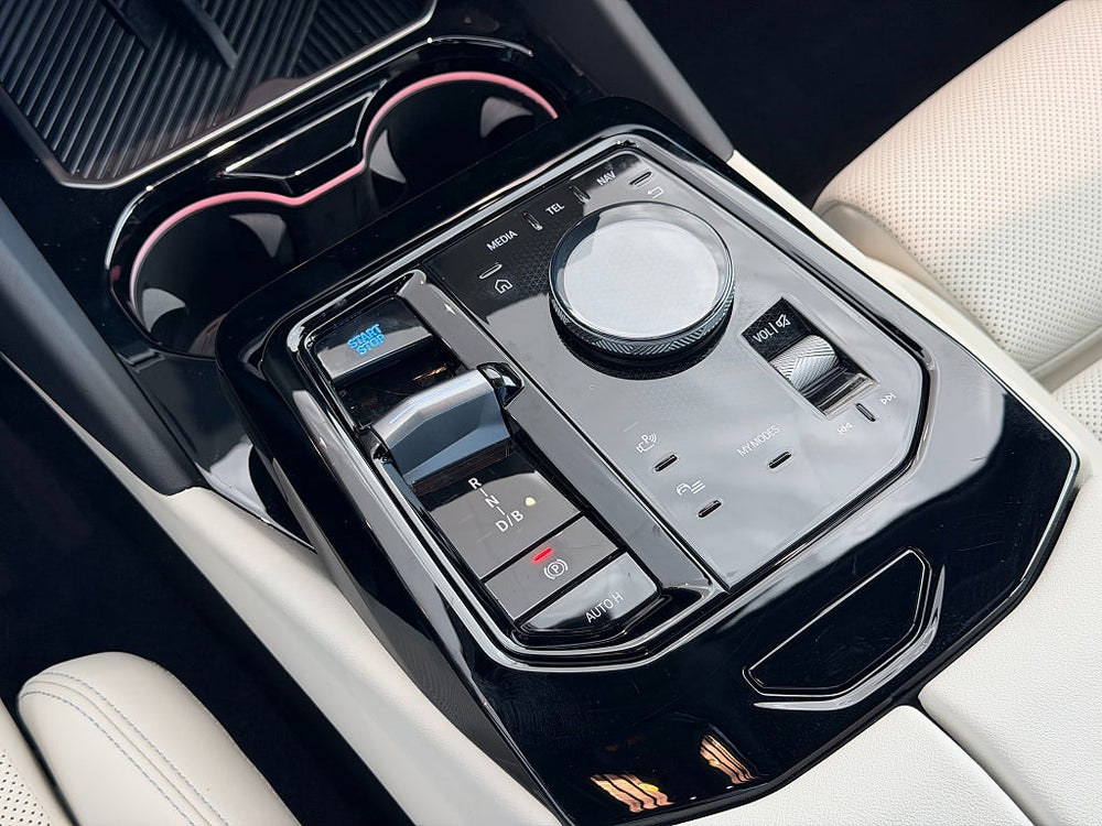BMW i5 eDrive40 Touring M Sport 340hk / Connected Prof / H&K