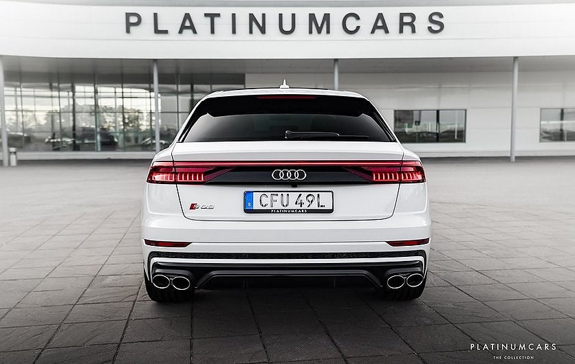 Audi SQ8 TFSI Q 507hk / Sv.såld / Pano / Matrix / Låga mil