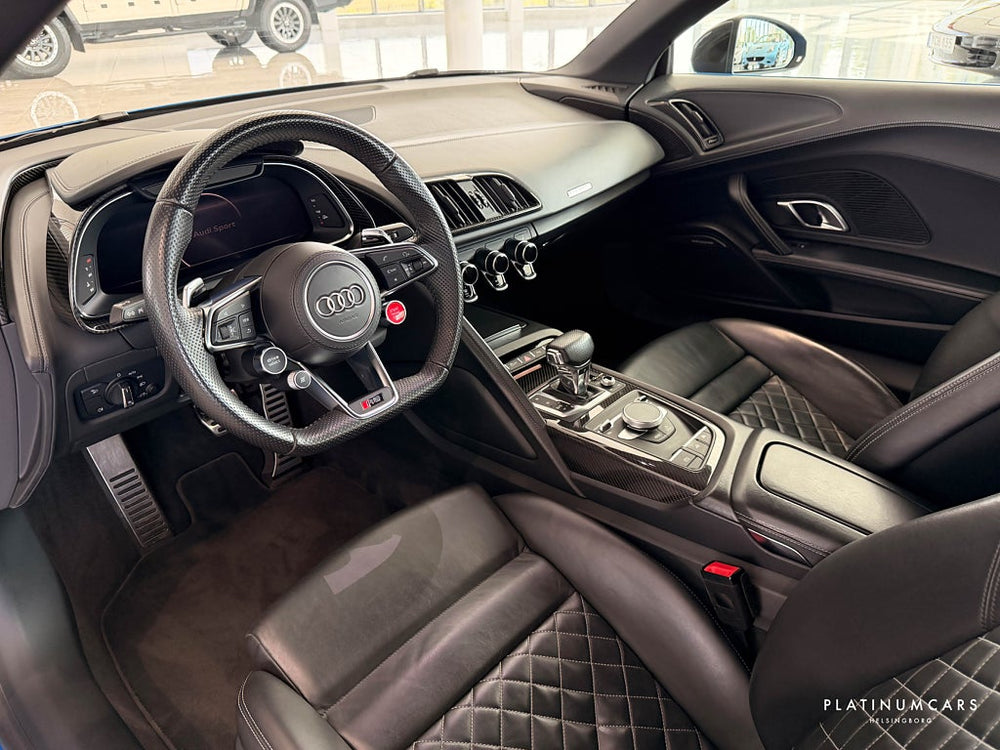 Audi R8 Spyder V10 Q Performance 620hk / Carbon / SE SPEC!