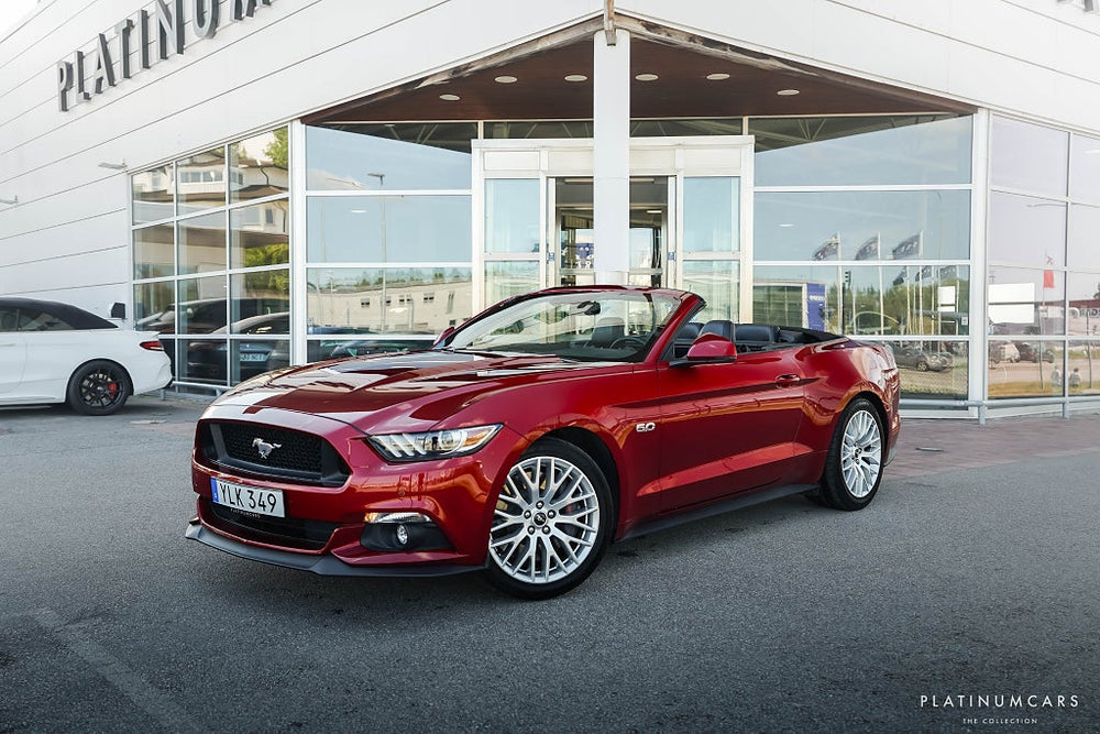 Ford Mustang GT Convertible 421hk / Sv.Såld / Shaker / Ruby Red