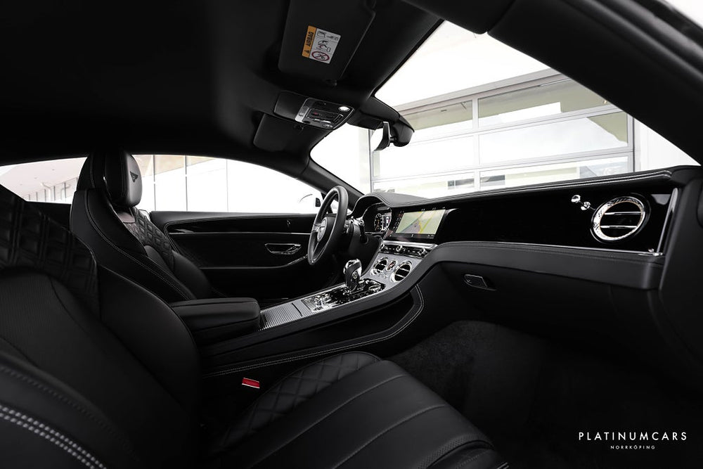Bentley Continental GT V8 549hk / Touring / City / B&O / Låga mil