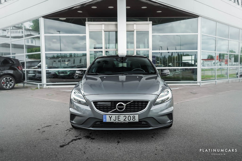 Volvo V40 D4 R-Design Polestar / Sv.Såld / Värmare / Pano