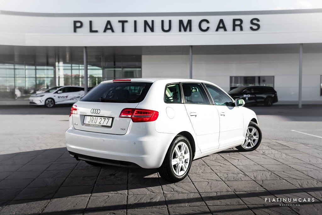 Audi A3 Sportback 2.0 TDI S Tronic 140hk