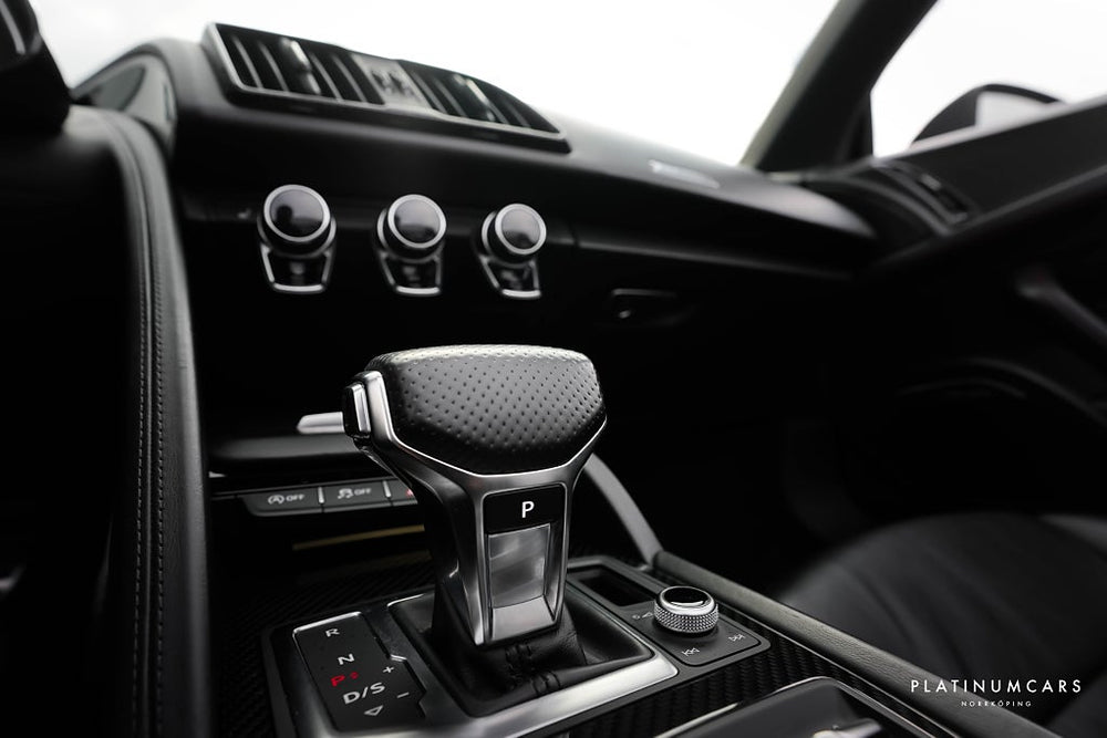 Audi R8 Spyder V10 Performance Q 620hk / B&O / Kolfiber