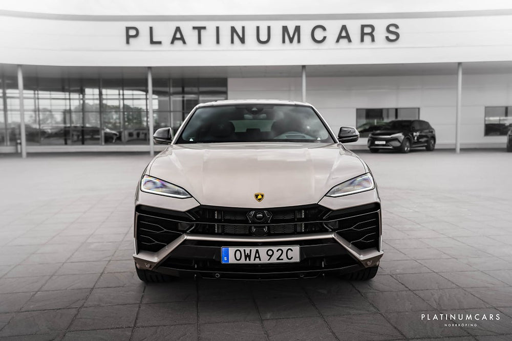 Lamborghini Urus SE 800hk / Ad Personam / LEASEBAR / Akrapovic