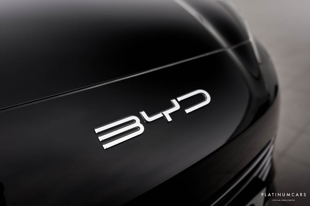 BYD SEAL U DM-i plug-in PHEV AWD Design paket / LEASEBAR