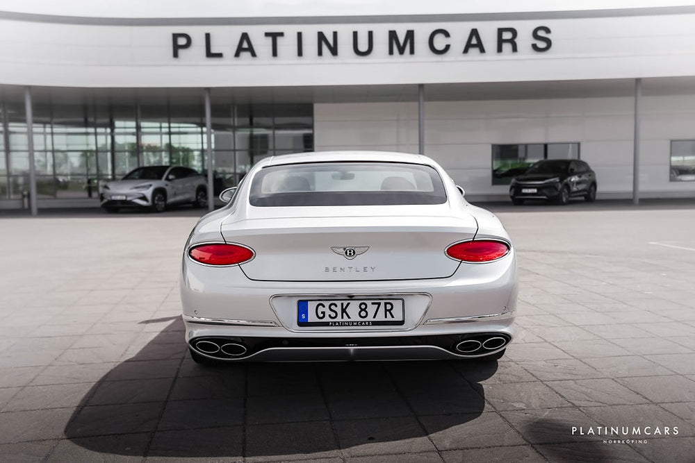 Bentley Continental GT V8 549hk / Touring / City / B&O / Låga mil