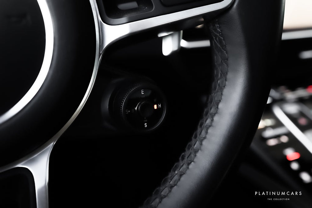 Porsche Cayenne Coupé E-Hybrid 462hk / Sv.såld / Pano