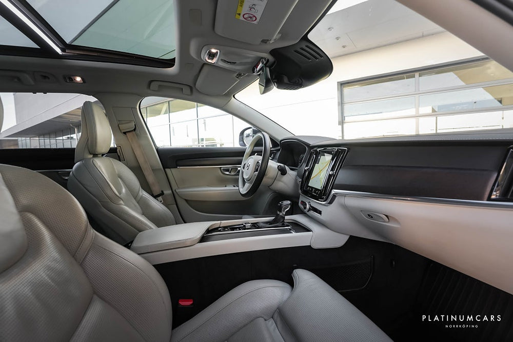 Volvo V90 Cross Country D5 AWD Advanced 235hk / Pano / H&K / 360 / VOC