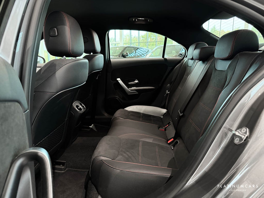 Mercedes-Benz A 220 Sedan AMG Line 190hk / CarPlay / Kamera